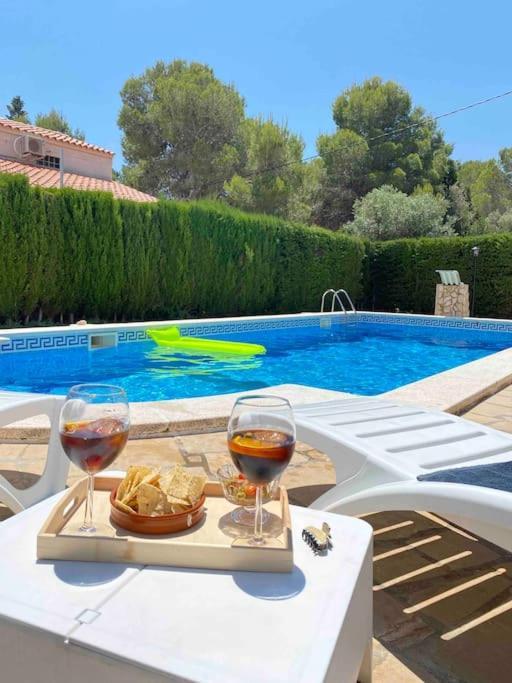 Villa Caramonte, En Costa Dorada Les Tres Cales Exterior foto